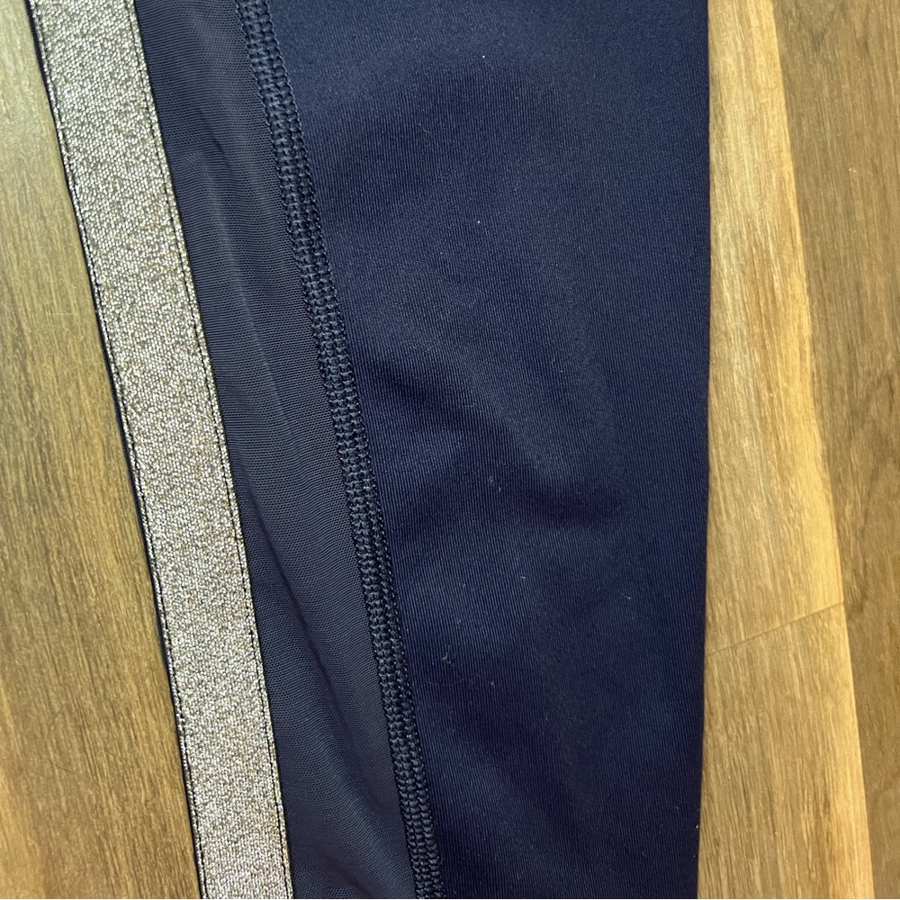 Victoria’s Secret Sport - Active Leggings - Picture 12 of 12